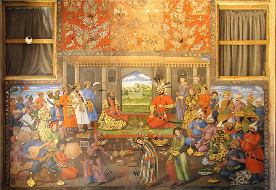 کاخ چهل ستون اصفهان کاخ با شکوه دوره صفوی - شاه تهماسب یکم در پذیرایی از همایون پادشاه هندوستان
